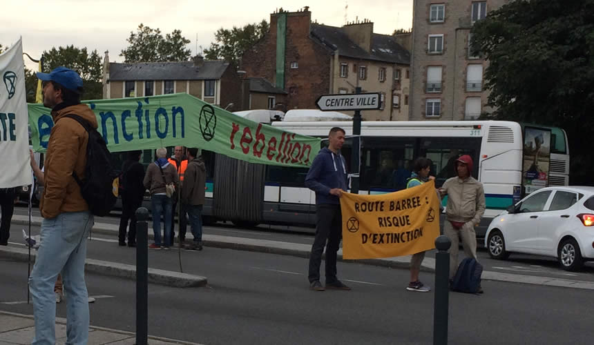 Blocage à Rennes par le mouvement Extinction Rebellion